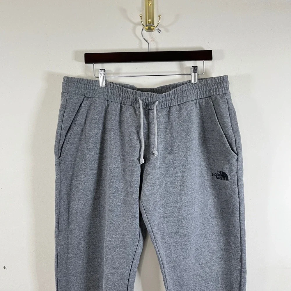 The North Face Jogger Sweatpants Mens XL Dark Gray Back Logo Gorpcore Athleisure